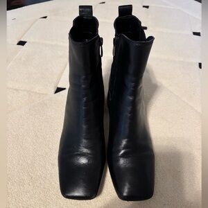 Franco Sarto size 9.5 Black Waxton Boot